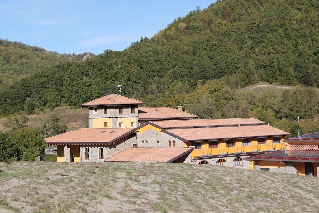 Agriturismo Ca Bella Villa San Sebastiano Curone ภายนอก รูปภาพ